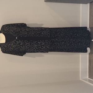 Bentley Plus top with skirt, size 1x, black with beautiful sequin.